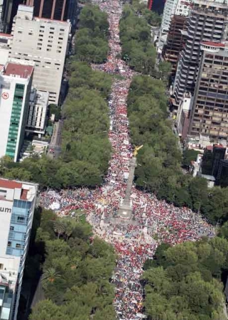 Marcha contra el cierre de Luz y Fuerza del Centro y en apoyo al SME